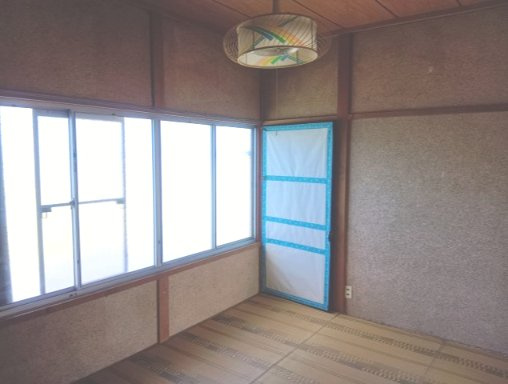 売中古戸建　焼津市田尻北の和室|2階東側和室にも収納スペースがあります！