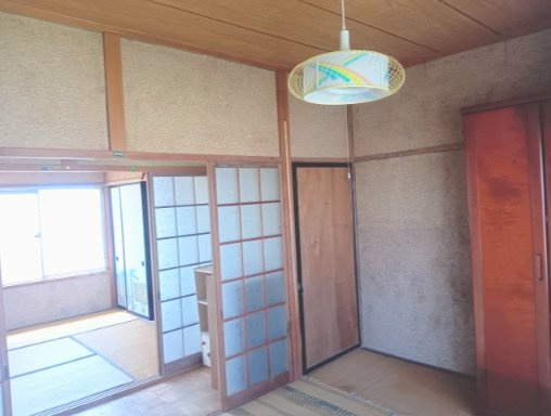 売中古戸建　焼津市田尻北の和室|2階和室2室を開放すれば、通風良好です！