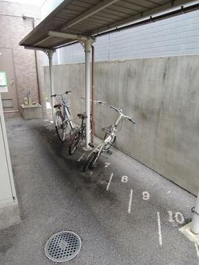 日神パレステージ新宿御苑のその他共用部分|駐輪場