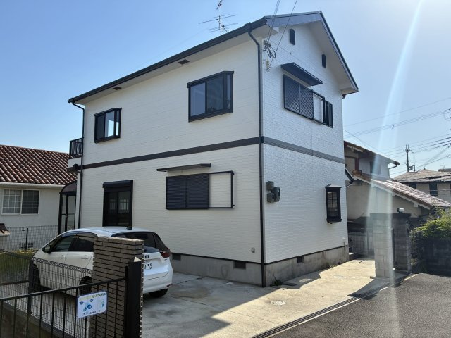 西大寺赤田町２丁目の外観|令和８年２月外壁塗装、外壁コーキング打ち替え、バルコニー防水処理