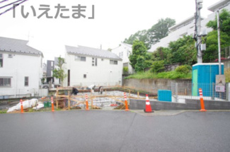 【外観】 | 【仲介手数料無料！！】川崎市麻生区東百合丘1丁目　新築戸建て（全1棟）No1号棟　5190万円 | 令和8年5月22日撮影