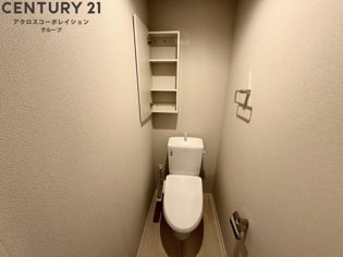 ゆったり落ち着けるトイレです