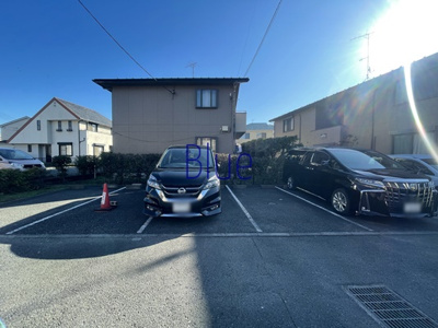 【駐車場】 | Ｖｉｌｌａ Ｋｎｉｇｈｔ A