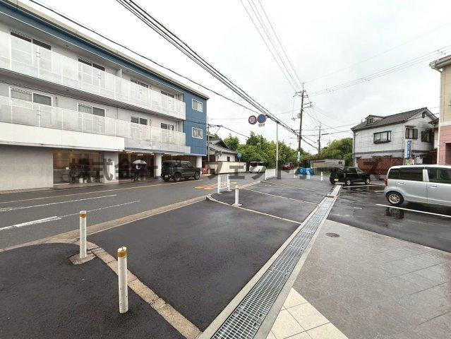san・flourishの駐車場