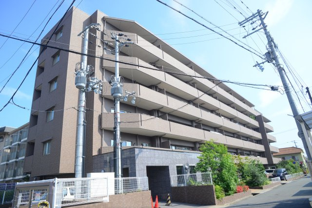 アルファステイツ城西嵐山の外観|マンション外観