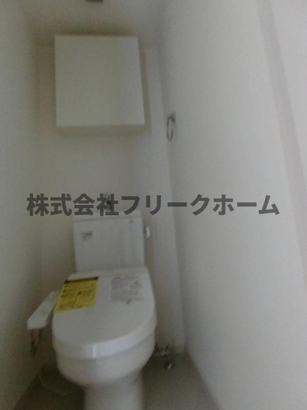 三鷹市下連雀７丁目のアパートのトイレ