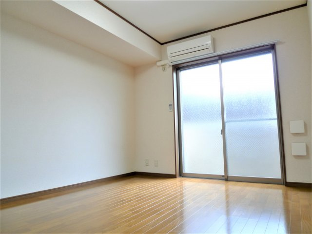 アムール久々田の寝室|別のお部屋の写真です