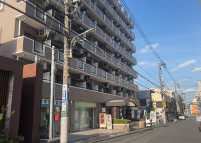 【外観】 | ライオンズシティ八王子 | マンションの外観は非常に重要なポイントです！外観の善し悪しは資産価値に大きな影響を与えます。外観のいいマンションを購入することで、高値で売却がしやすく、買い手が見つかりやすいというメリットがあります。