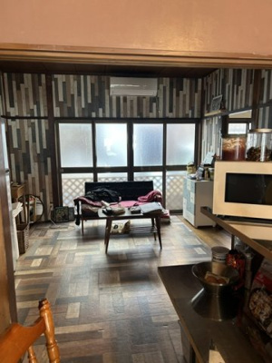 【内装】 | 中古　店舗付き住居　JR見延線　金手駅　甲府市朝気 | 2F居間