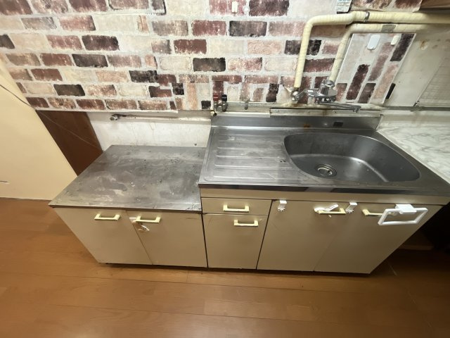 玉津町田中戸建のキッチン