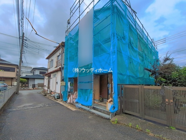 春日部市粕壁東第3　新築一戸建ての前面道路含む現地写真