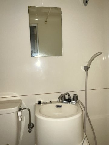 ※210号室参考写真