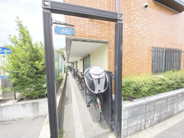メゾン南小岩のその他共用部分|駐輪スペースです☆