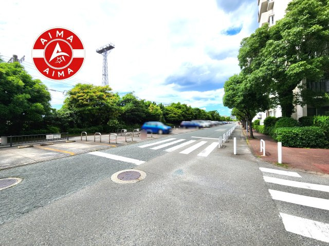 のむら貝塚ガーデンシティ弐番館の現況写真|前面道路含む現地写真です。