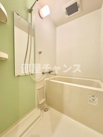 横山アネックスビルの浴室