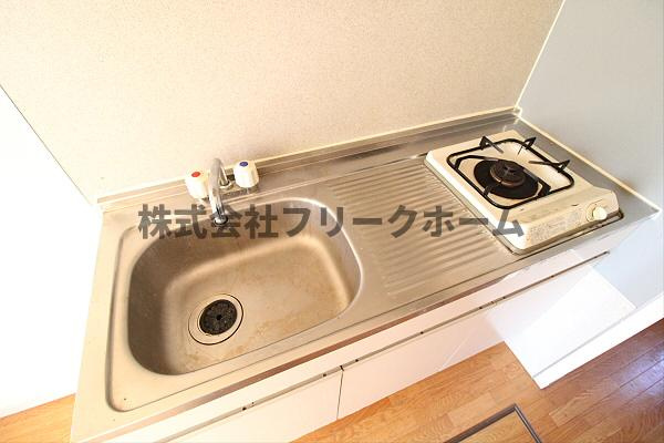 武蔵野市吉祥寺南町４丁目のアパートのキッチン