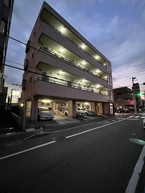 サンレイ　プラザの外観
