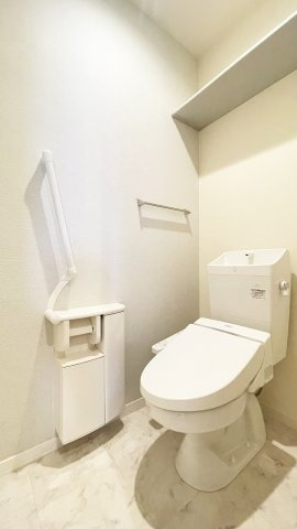 シャーメゾン中島田のトイレ