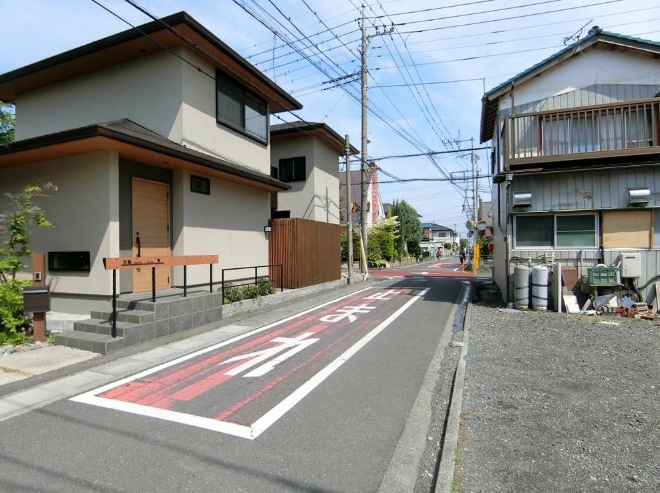 敷地面積45坪　売地　川越市月吉町の前面道路含む現地写真