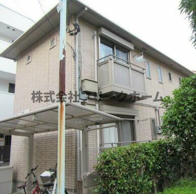 武蔵野市吉祥寺本町３丁目のアパートのバルコニー