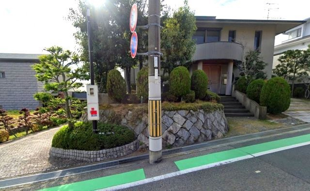 西宮市柏堂町の玄関