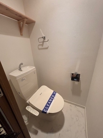 ラクラス田原町のトイレ