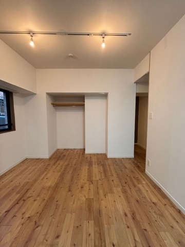 ラクラス田原町の寝室