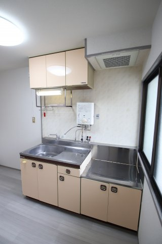 【キッチン】 | シャトードイワネE棟