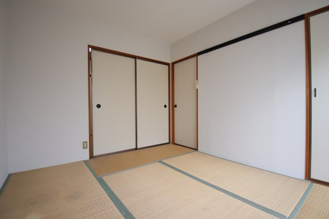 【和室】 | シャトードイワネE棟