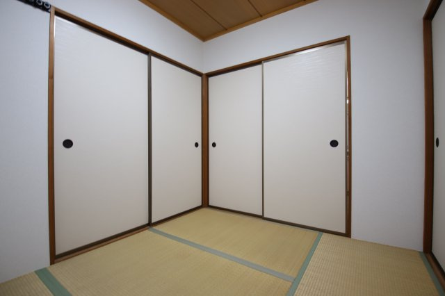 【寝室】 | シャトードイワネE棟