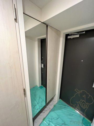 セレーノ南森町の玄関