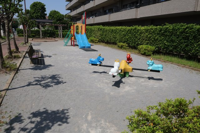 コスモ大宮ロイヤルフォルムのその他|敷地内の公園