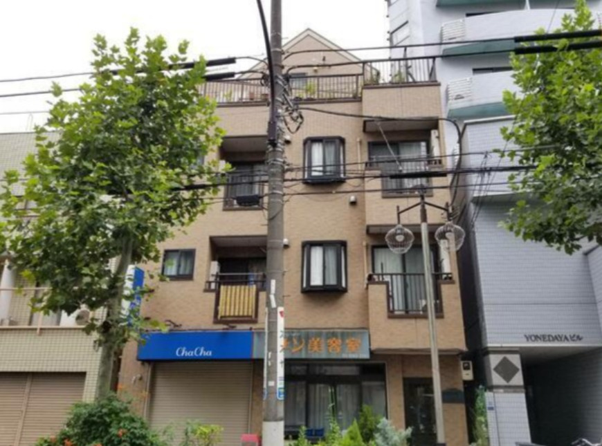 スカイビルの外観