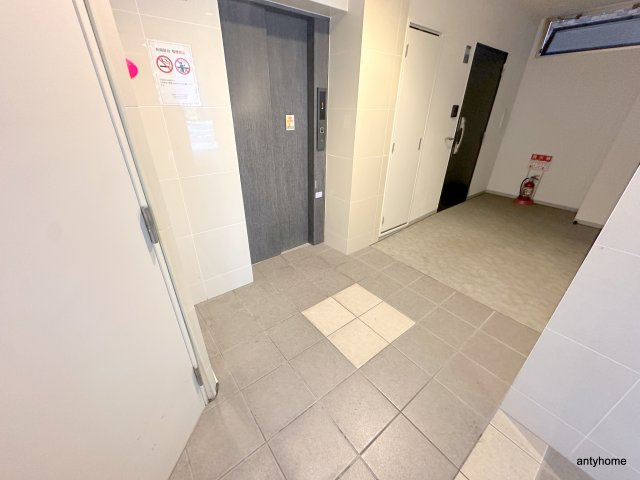 TOYOTOMI STAY PREMIUM 難波桜川　仲介手数料無料のロビー