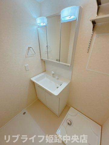 ハイムレトア飾東Aの洗面所