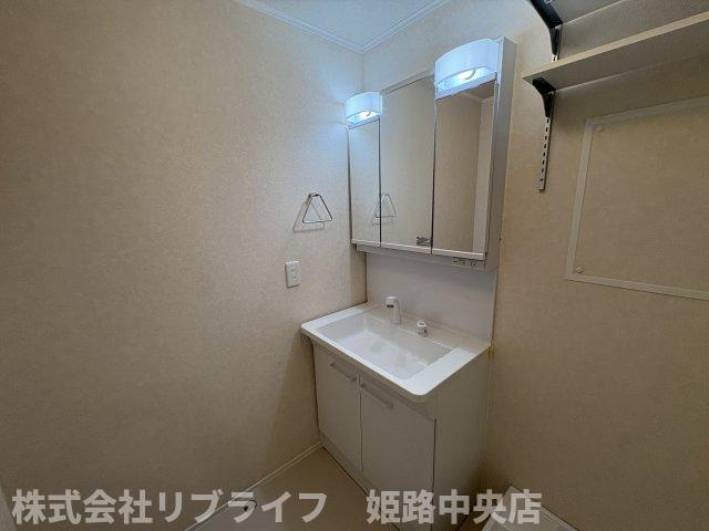 ハイムレトア飾東Cの洗面所