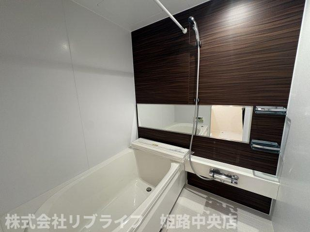 ハイムレトア飾東Cの浴室