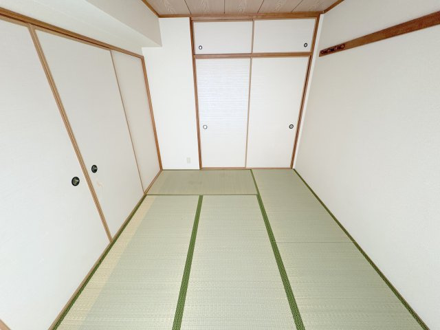 セントポリア生駒A棟の和室