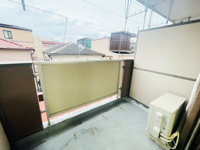 梨苑マンションのバルコニー