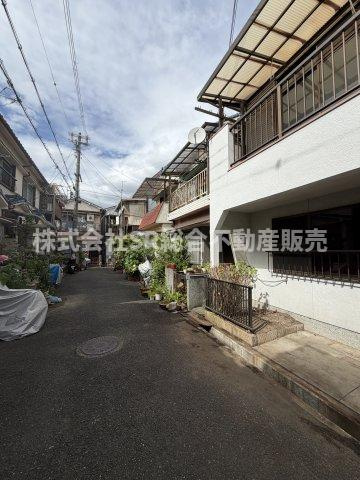 稲田本町1丁目中古戸建の前面道路含む現地写真|前面道路含む現地写真です