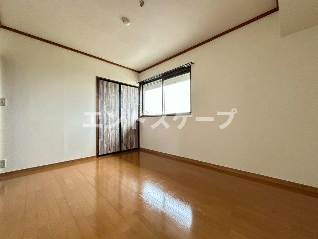 グロワールいとうの洋室|高崎、前橋のお部屋探しはエンドスケープまで！お客様の理想お聞かせ下さい♪