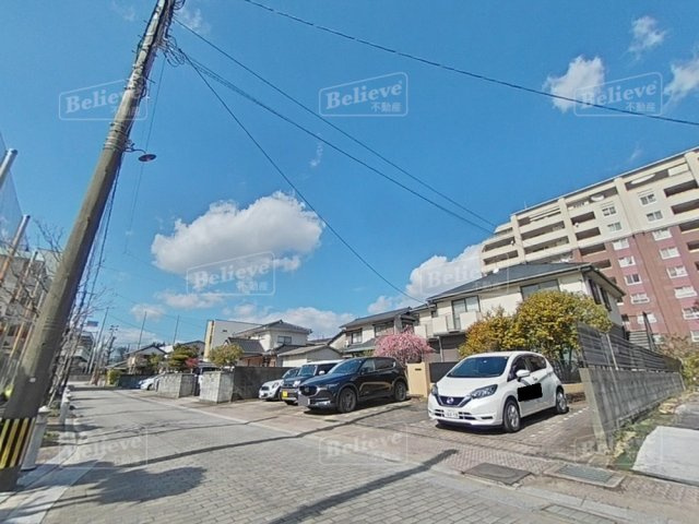 ヴィランテ城南の駐車場|駐車スペースもあります☆