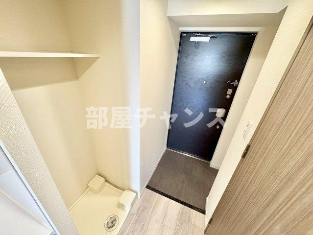 プレサンス今池駅前フェルディノの玄関