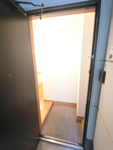 【玄関】