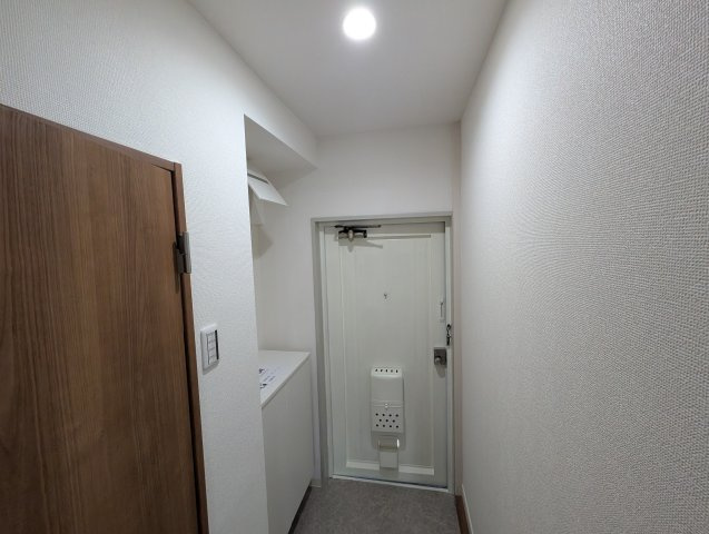 サンマンション新大阪の玄関