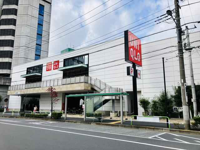 ユニクロ王子神谷店まで797m