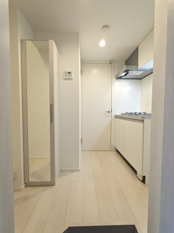ハーモニーテラス八田Ⅱの玄関|102号室
