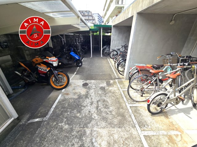 大濠ハウスの駐輪場|敷地内駐輪場です。