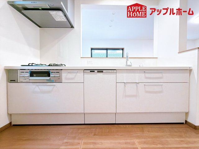[新築住宅] 深谷市岡里 第2期 全1棟の前面道路含む現地写真