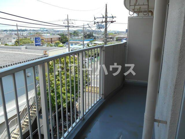 市川クローバーハイツ大野のバルコニー